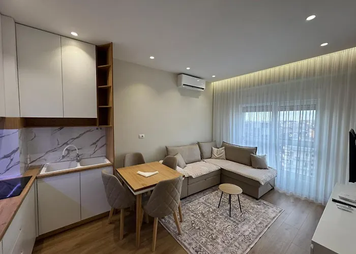 Modern Apartment *